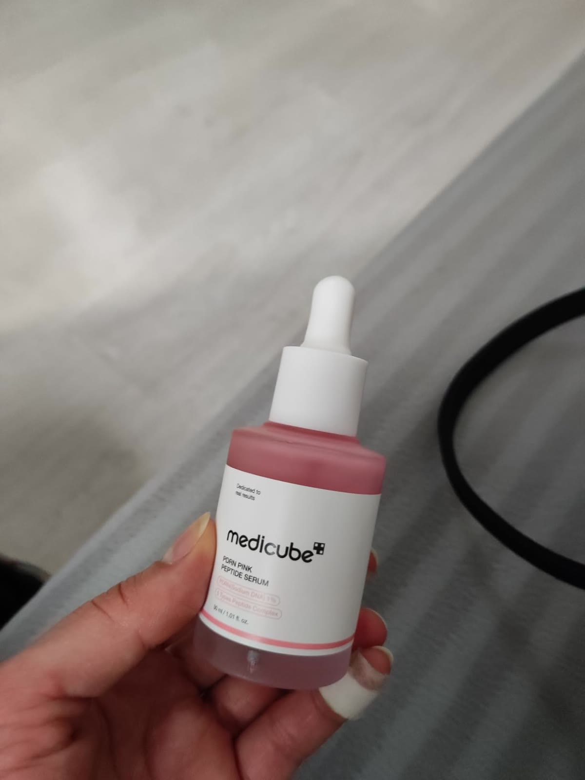 PDRN Pink Peptide, flacon à pipette.